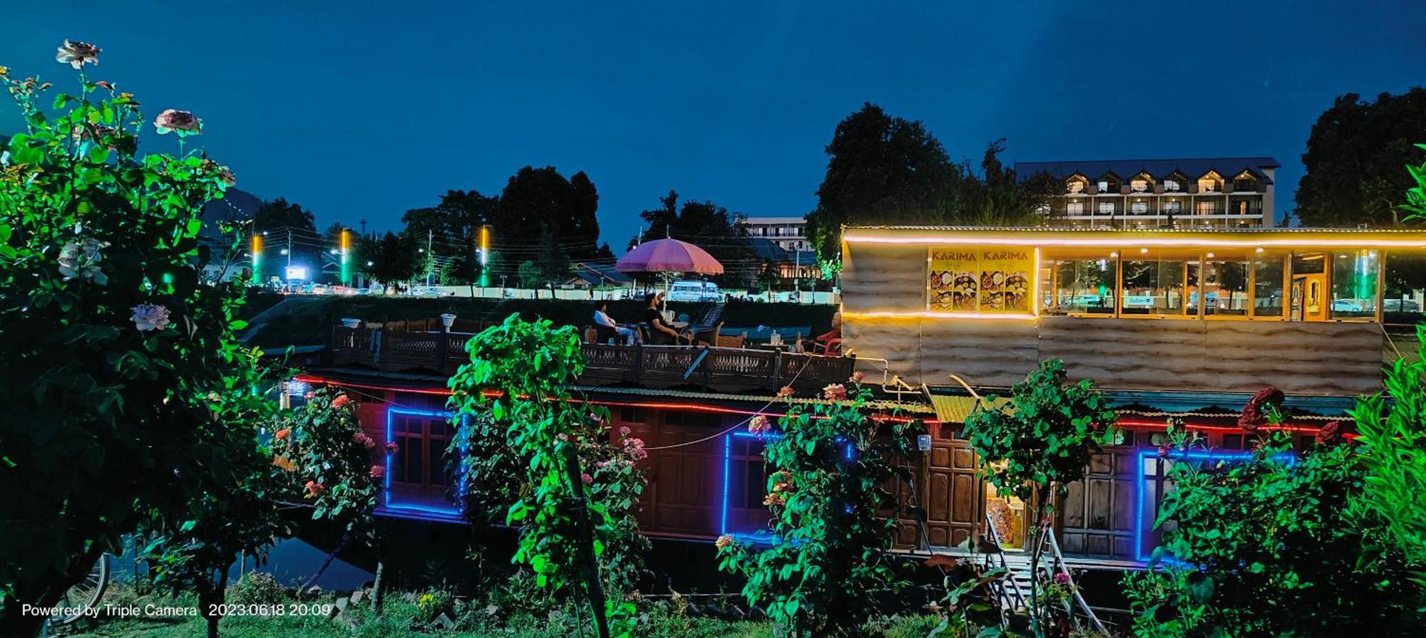 Houseboat Karima Palace Срінагар Екстер'єр фото