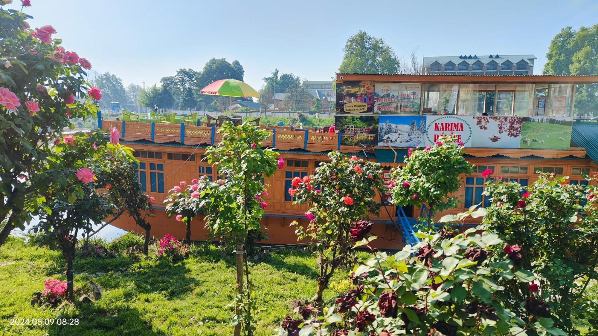 Houseboat Karima Palace Срінагар Екстер'єр фото