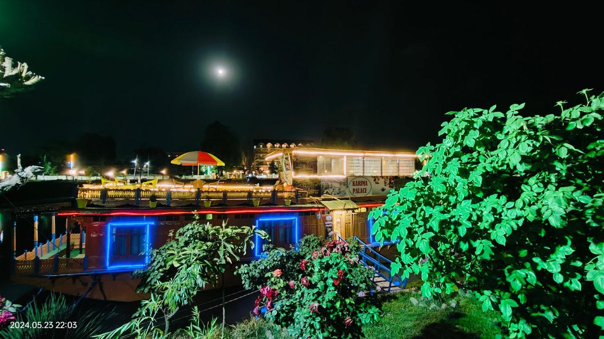 Houseboat Karima Palace Срінагар Екстер'єр фото